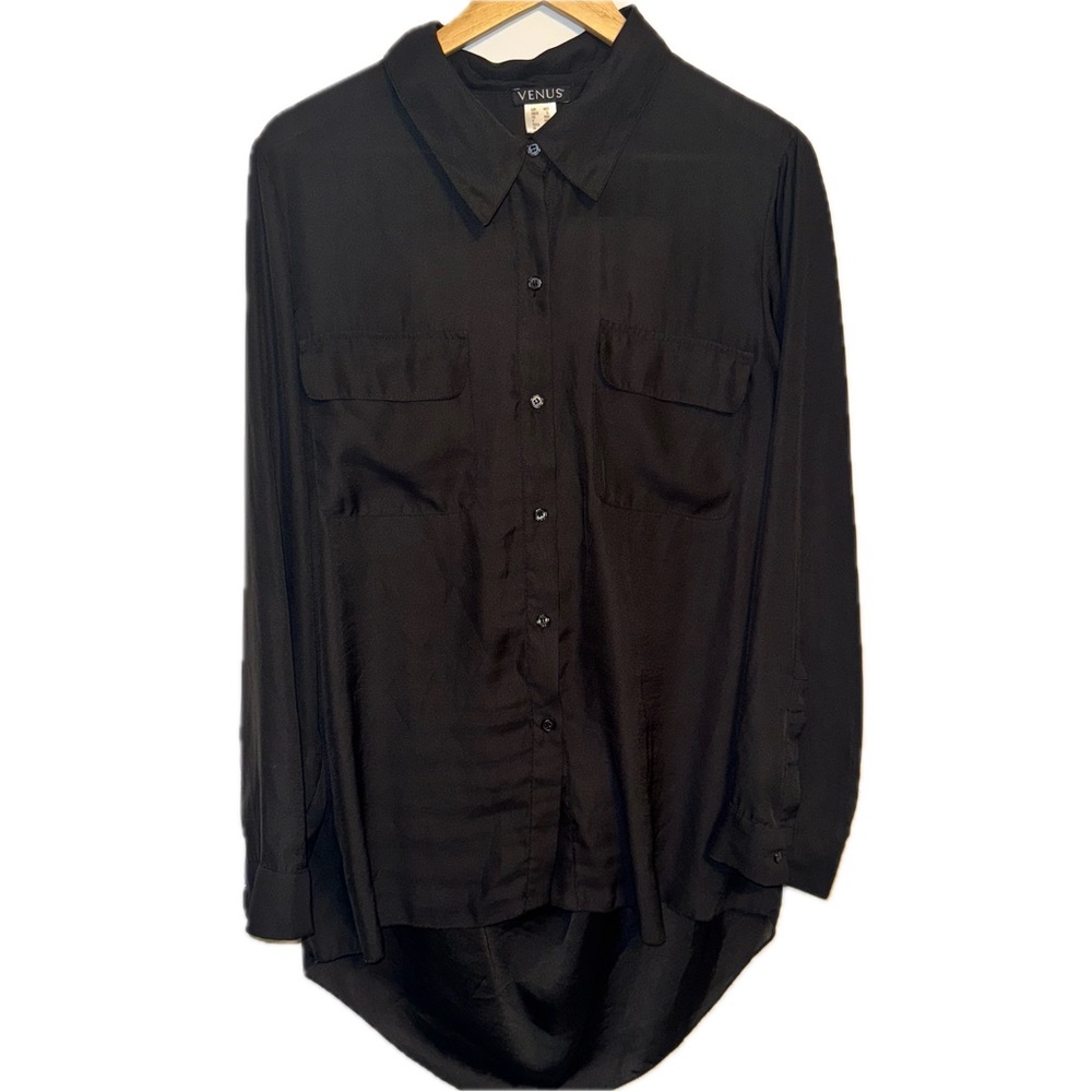 Venus Women’s XL‎ Open back Button Up Blouse